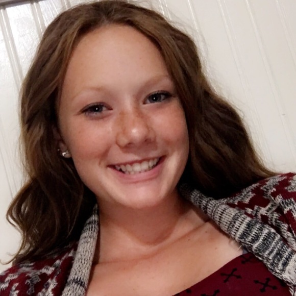 Meet your Posher, Riley - Picture 1 of 1